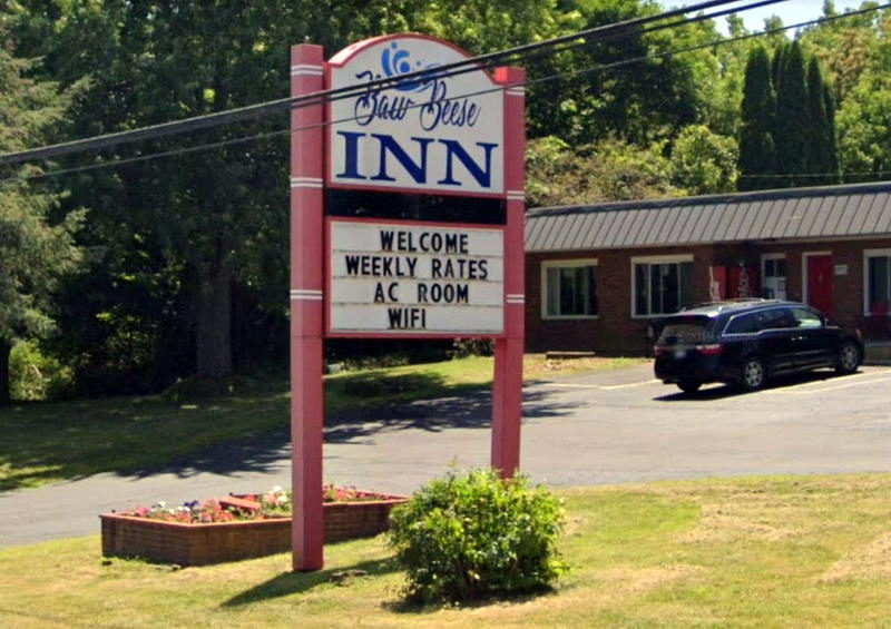 Baw Beese Inn (Hillsdale Motel) - Street View